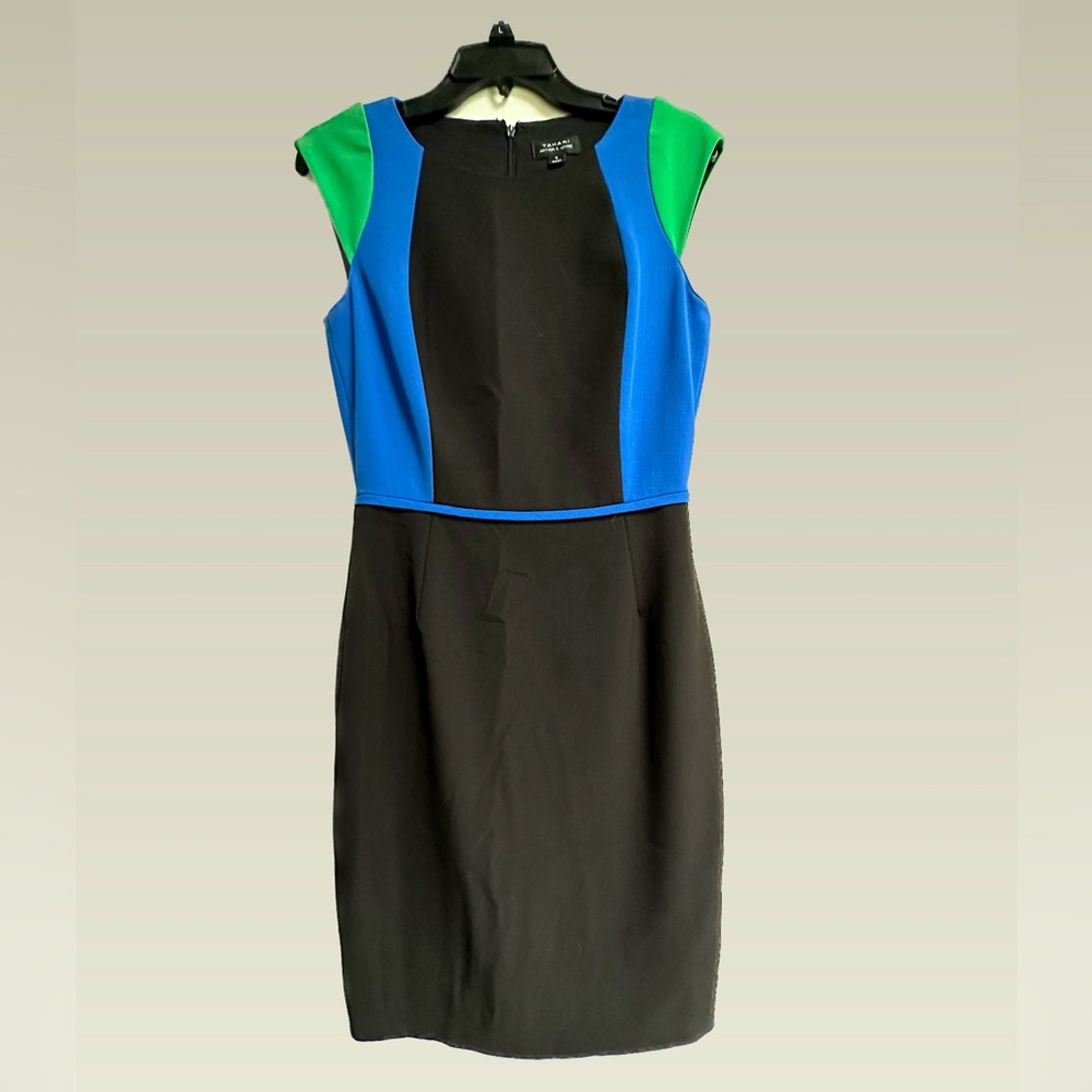 Tahari Dress size 4.  Perfect condition. Like brand new